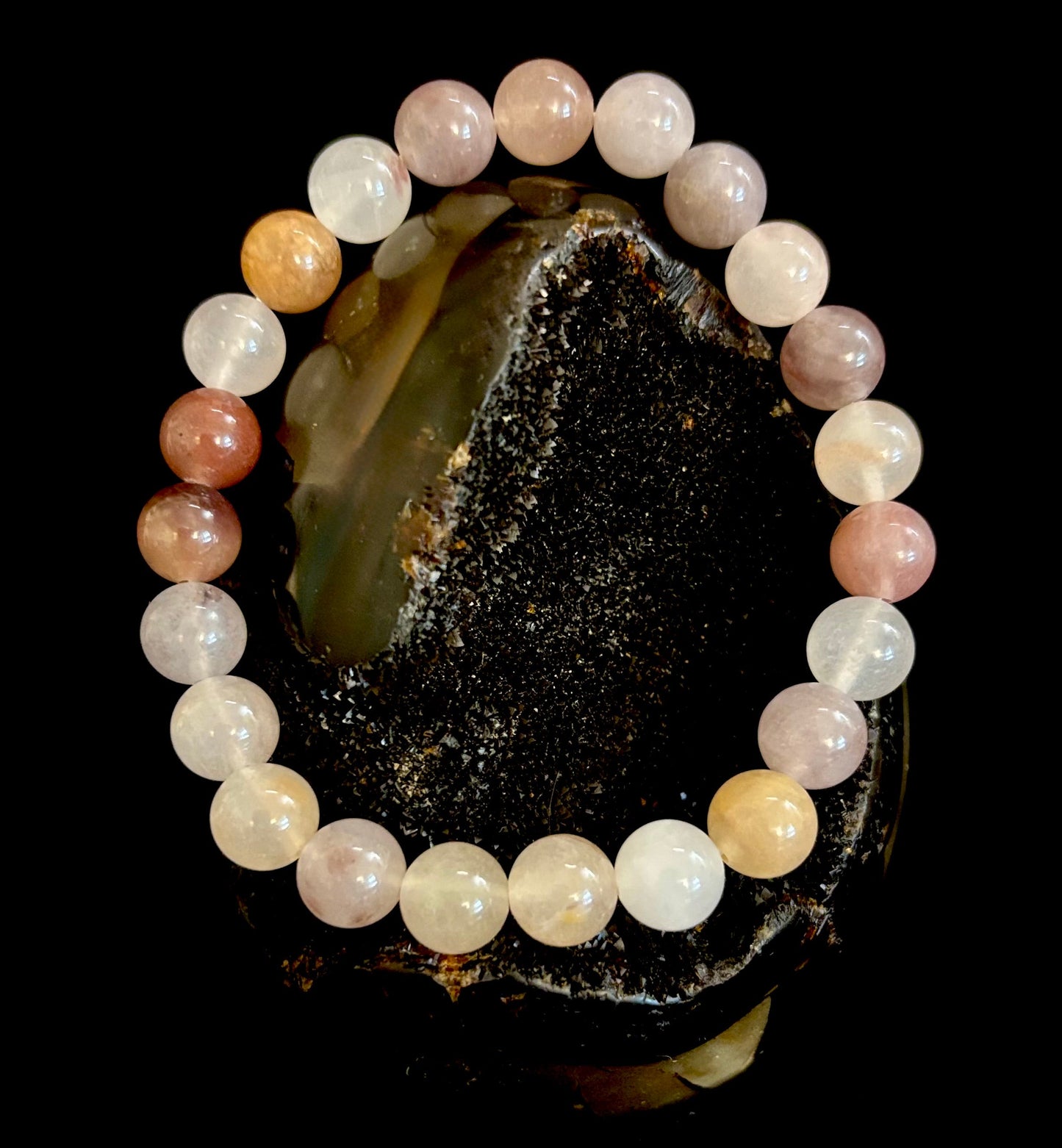 Coastal Calm Quartz Beaded Bracelet β 8mm Beach Sand Tones for Medium Wrists πποΈ