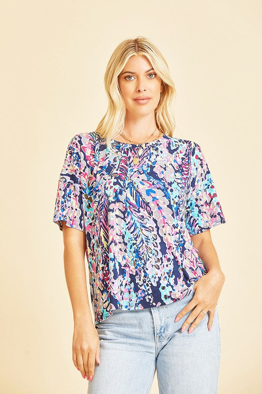 Short Sleeve Yellow Lilly Floral Scoop Neck Top in Navy/Purple