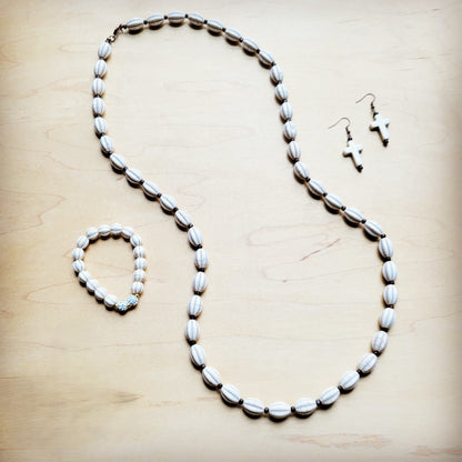 **White Turquoise & Wood Melon Beaded Necklace 258p