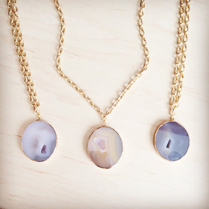 **Matte Gold Gilded Agate Pendant on Gold Chain Necklace 257kj