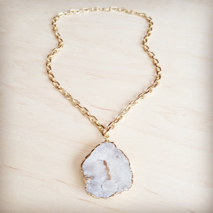 **Matte Gold Gilded Agate Pendant on Gold Chain Necklace 257kl