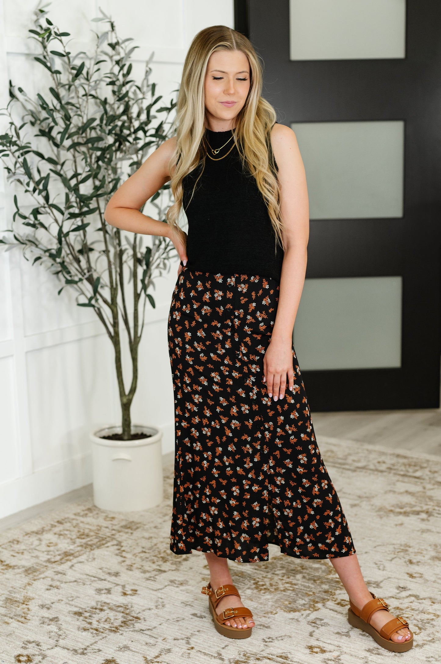 Crisp Kiss Midi Skirt in Rust, White and Black