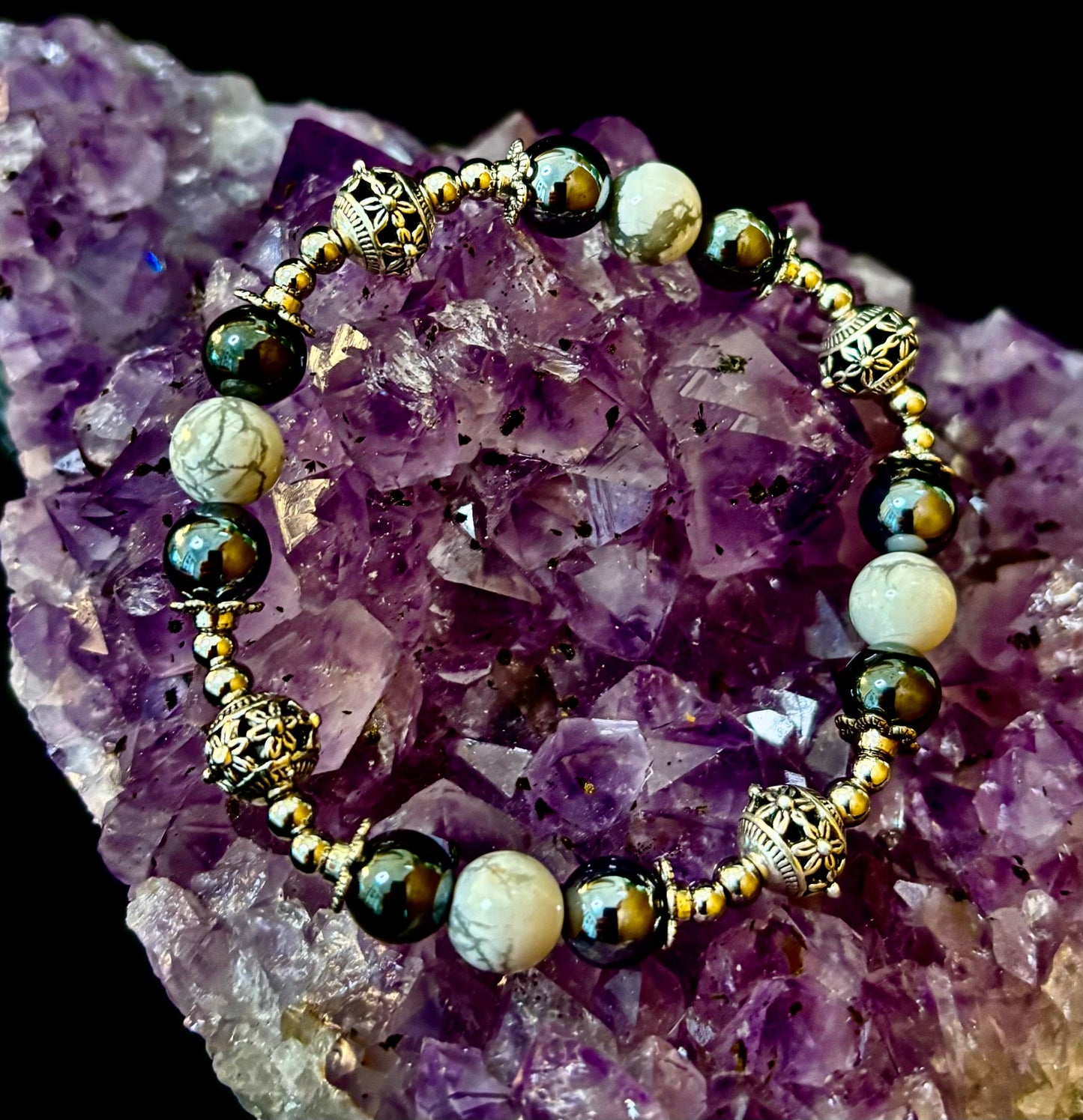 Calm & Comfort Pain Relief Bracelet – Howlite, Hematite & Terahertz