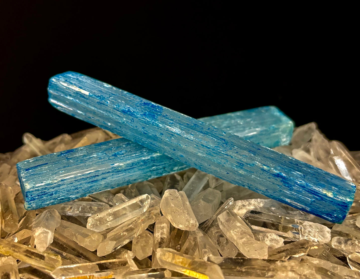 Blue Selenite Charging Stick (6”) – Dyed Raw Crystal Wand for Energy Cleansing, Protection & Spiritual Clarity