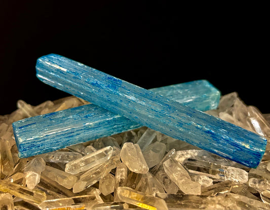 Blue Selenite Charging Stick (6”) – Dyed Raw Crystal Wand for Energy Cleansing, Protection & Spiritual Clarity