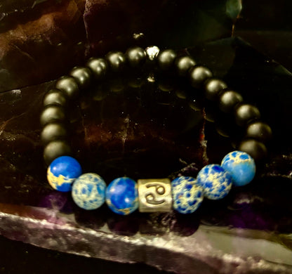Cosmic Vibes Zodiac Bracelet ✨♈♉♊ (Comes gift boxed with free Zodiac description card.)