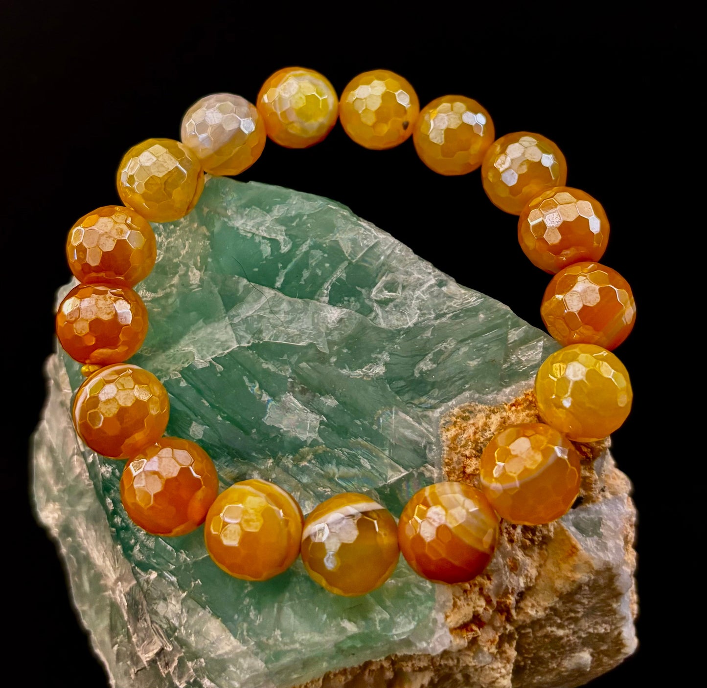 Wicked Glam Golden Hour – Yellow Banded Agate Bracelet