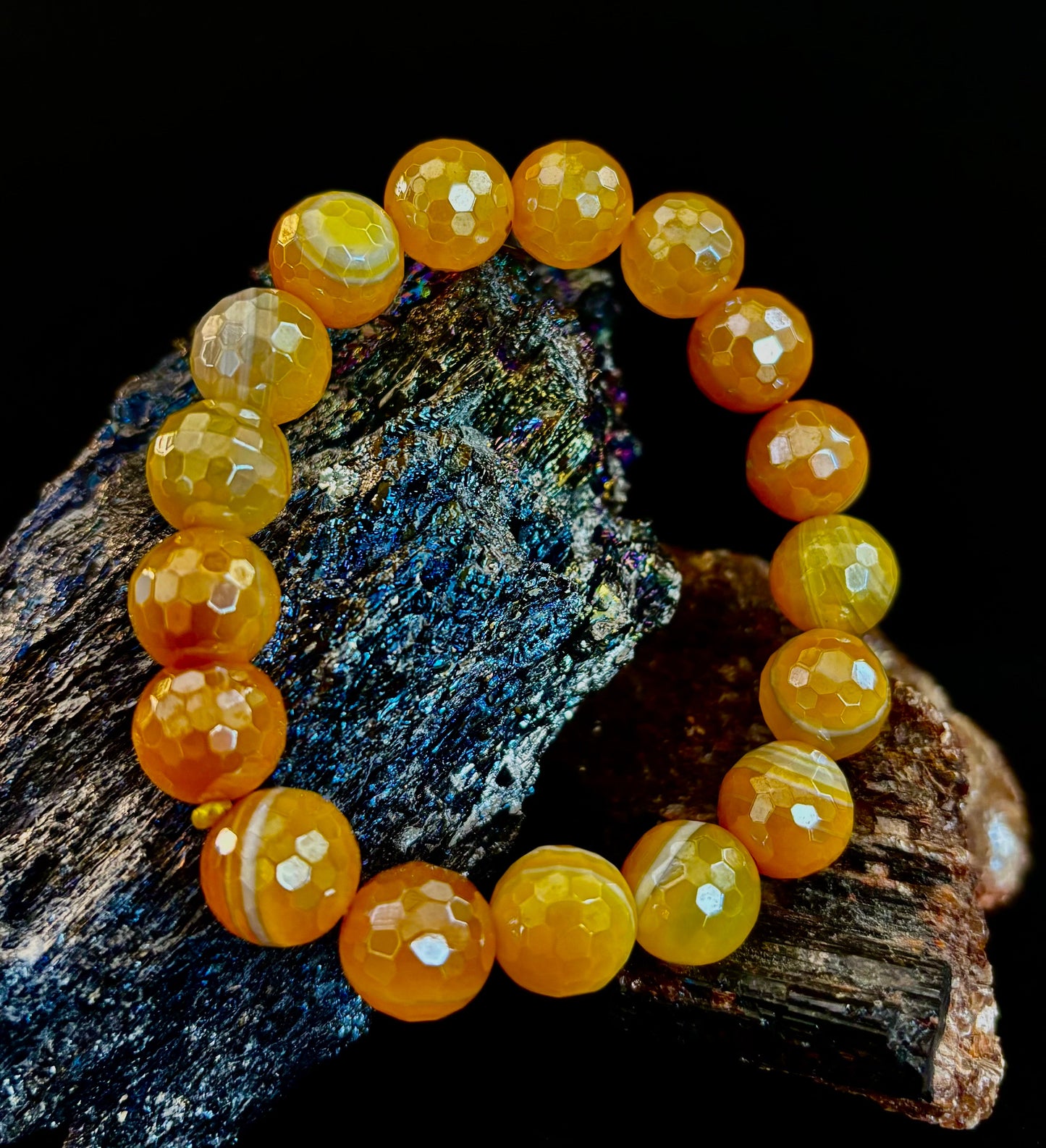 Wicked Glam Golden Hour – Yellow Banded Agate Bracelet