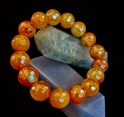 Wicked Glam Golden Hour – Yellow Banded Agate Bracelet