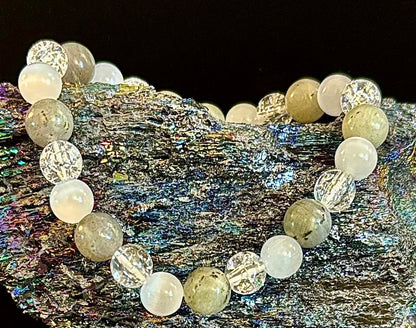 Reiki-Infused Lightworkers Healing Bracelet – Labradorite, Crackle Quartz & Selenite