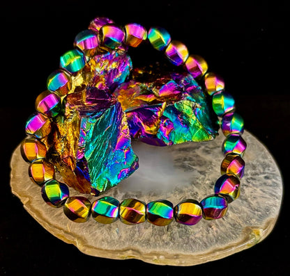 Rainbow Style Geometric Beaded Bracelet – LGBTQ+ Pride & Power for Medium and Large Wrists
