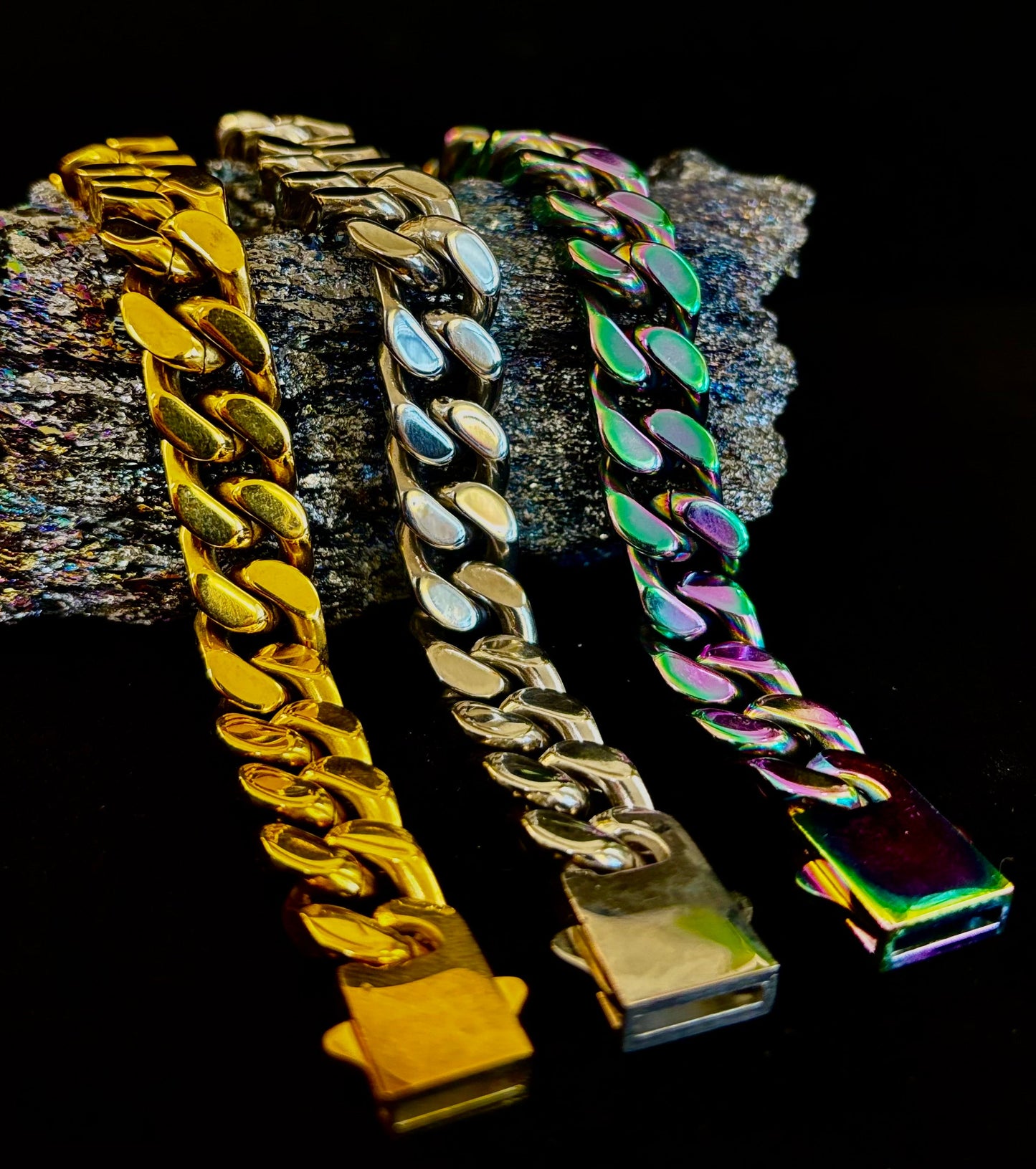 Titanium Steel Chain Bracelet – 22cm Cuban Link, Silver/Gold/Rainbow