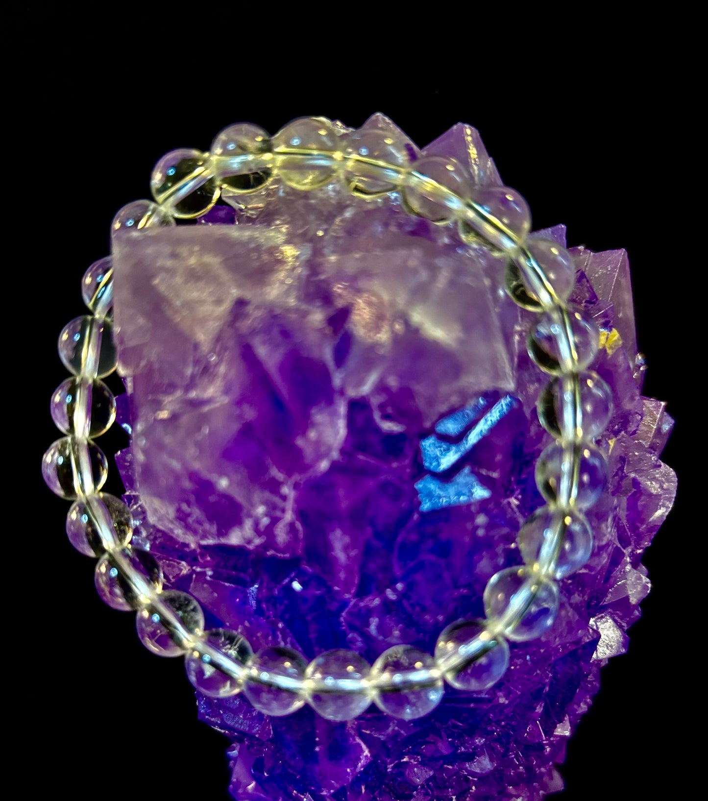 Clear Quartz Clarity Bracelet – 8mm Natural Crystal (Medium Wrists)