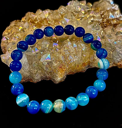 Blue Striped Agate Reiki-Infused Healing & Calm Bracelet (Medium Wrists)