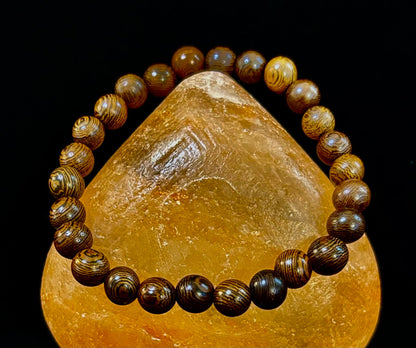 Barely There Wooden Bead Bracelet – Ultra-Lightweight Earth Style for Men (Large Wrists)