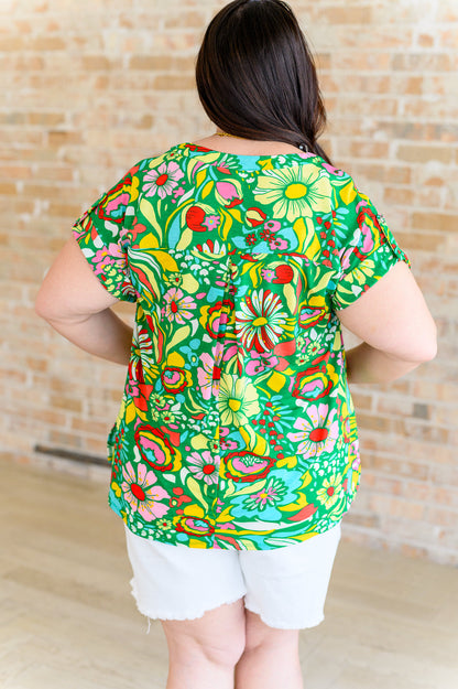 Lizzy Cap Sleeve Top in Retro Green Floral