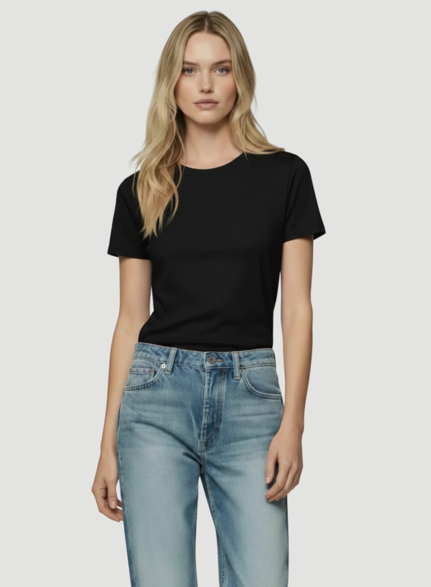 100% Machine Washable Cashmere Short Sleeve Crewneck T-Shirt