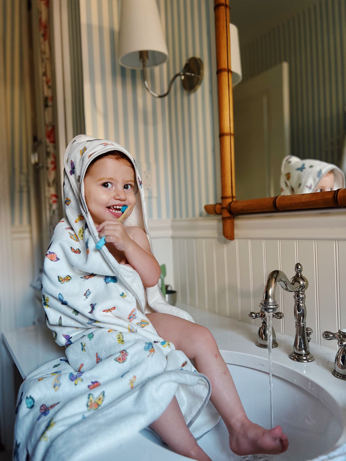 Hooded Bath Towel - Madame Butterfly