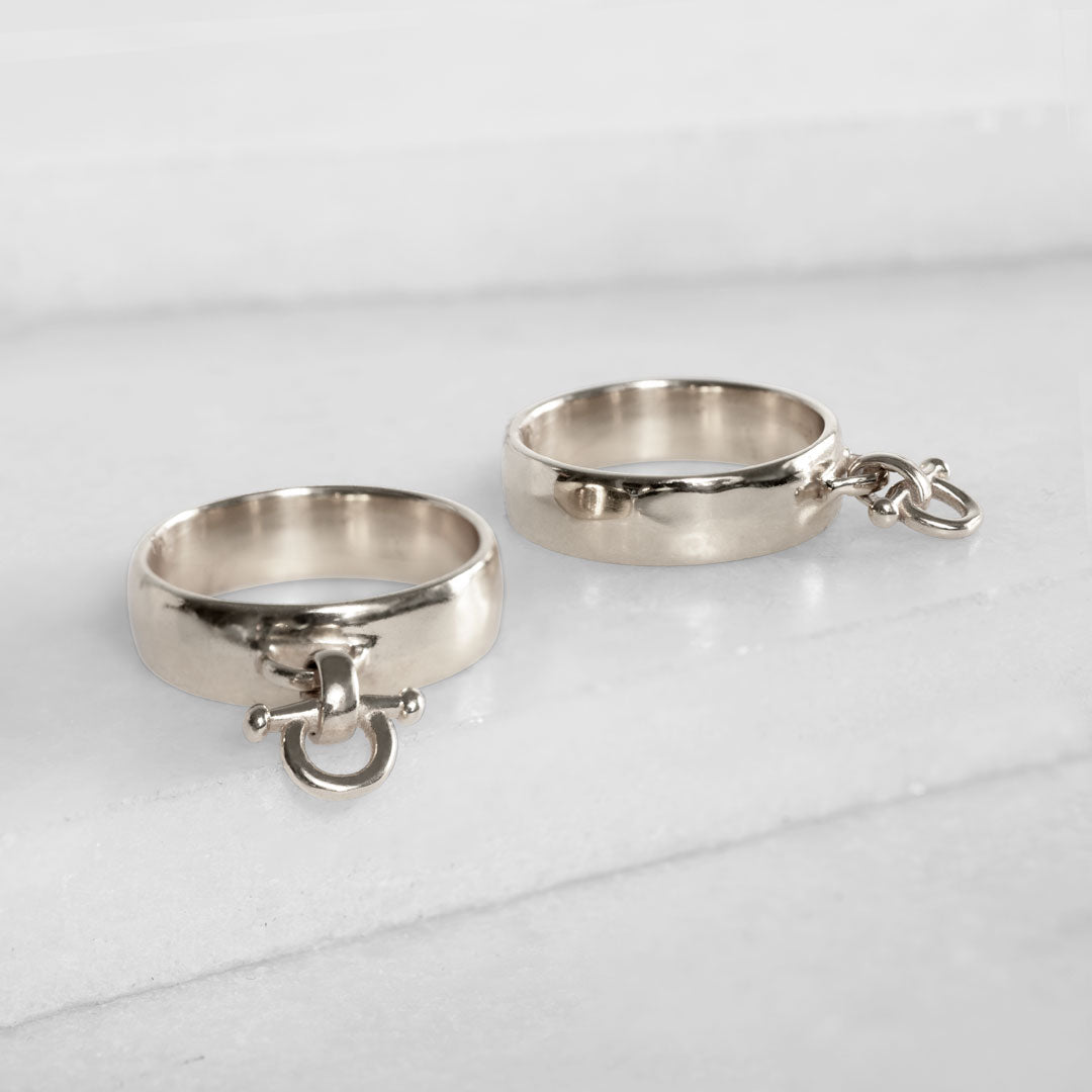 Ariston Horse Bit Equestrian Ring in Silver