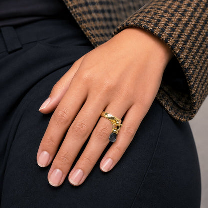 Brio - Black Onyx Horse Bit Equestrian Ring in Gold