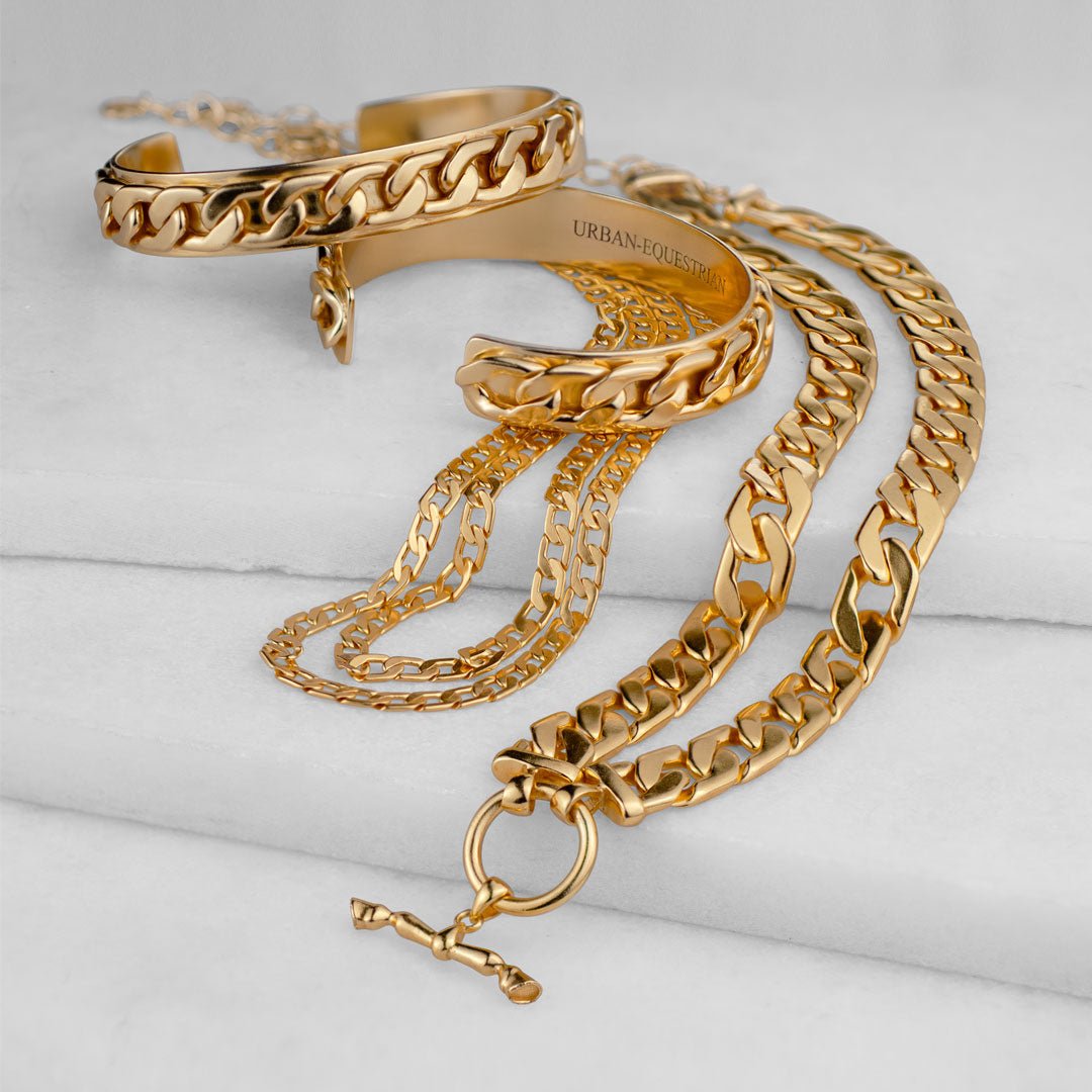 Cadence - Equestrian Curb Chain T-Bar Necklace in Gold