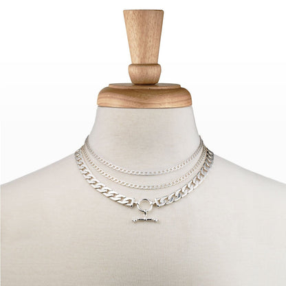 Cadence - Equestrian Curb Chain T-Bar Necklace in Silver