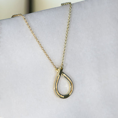 Cali - Equestrian Horseshoe Loop Necklace in Gold