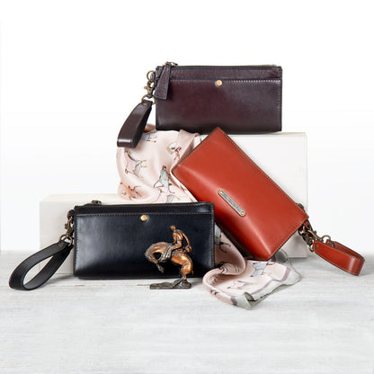 Caravel Wristlet Clutch - Luxury Leather Handbag in Black