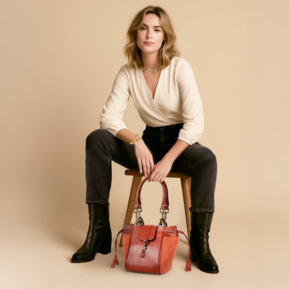 Cassidy - Luxury Leather Bucket Handbag in Cognac