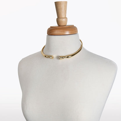Cavallo - Horse Hoof Neck Cuff in Gold