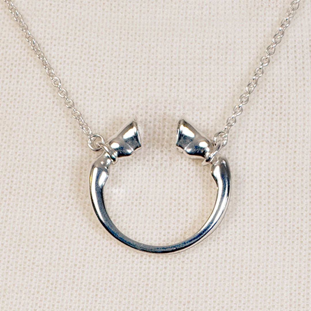 Cavallo - Horseshoe Equestrian Necklace in Silver