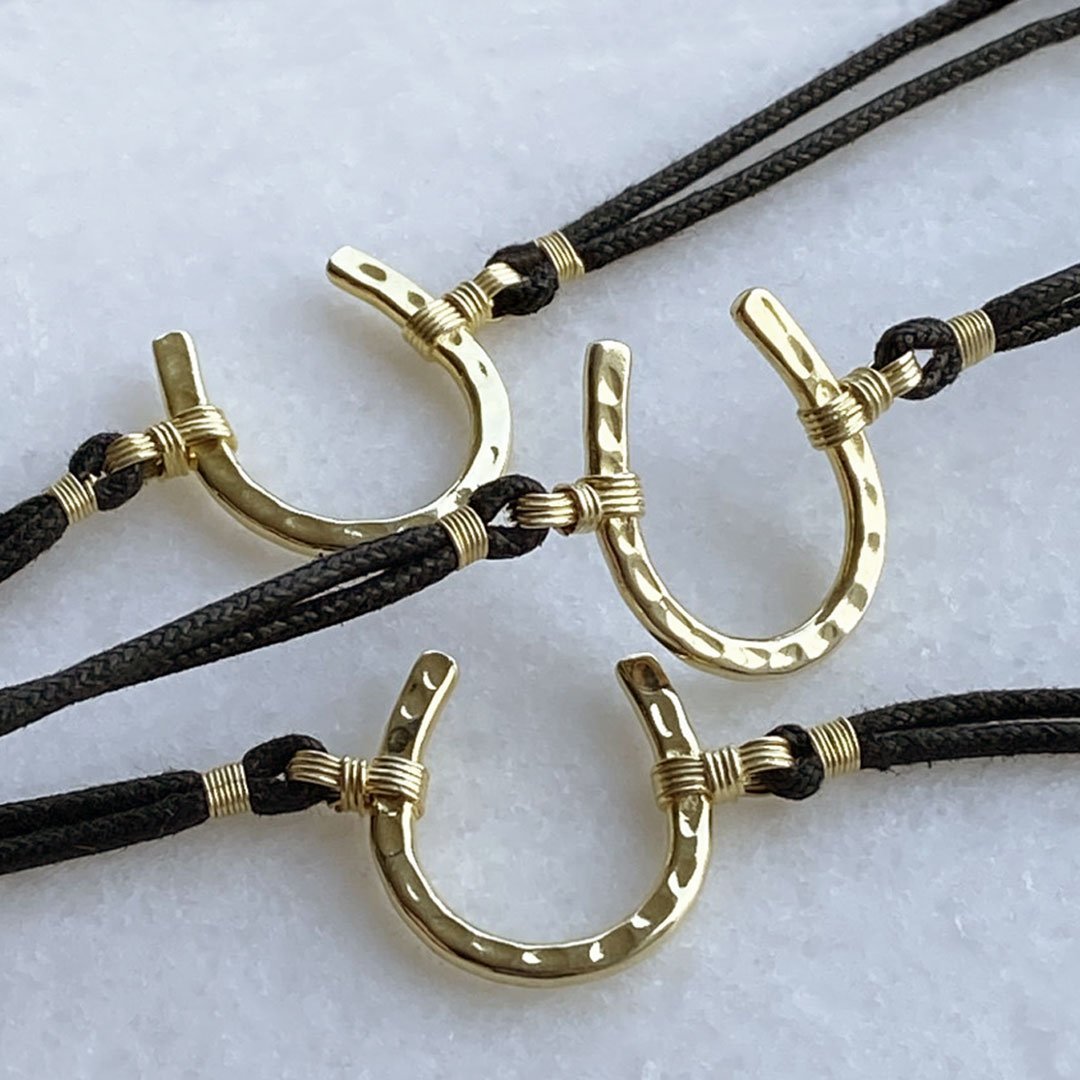 Devlin - Horseshoe Necklace w/ Double Cord in Gold