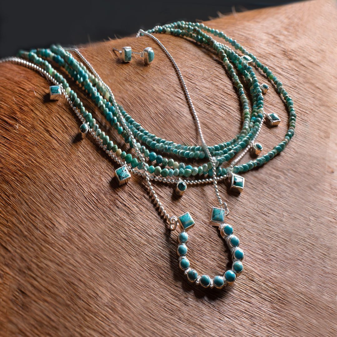 Keepsake - Turquoise Equestrian Horseshoe Necklace in Silver