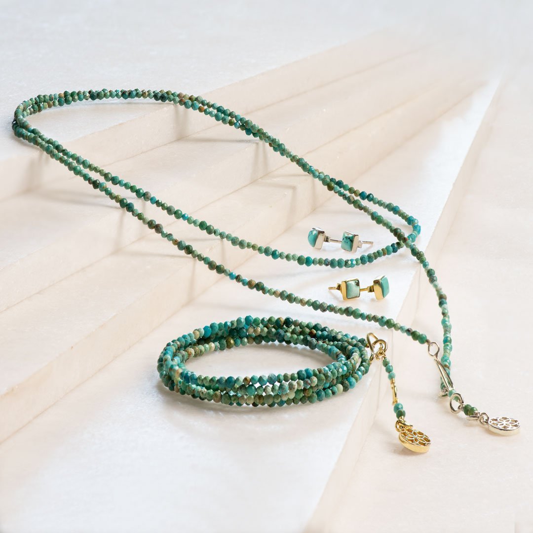 Keepsake - Turquoise Equestrian Horseshoe Necklace in Silver