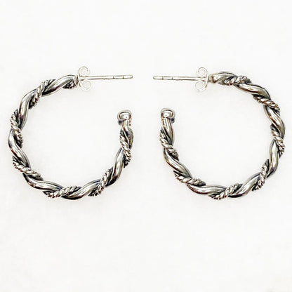 Lariat - Rope Twist Hoop Earring in Silver - Small