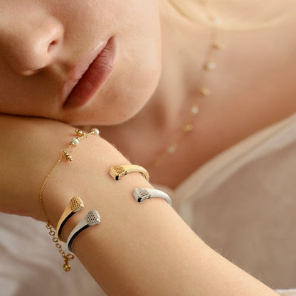 Lucky Nail - Blacksmith Horseshoe Cuff Bracelet in Gold