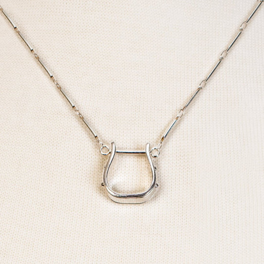 Mesa - Western Horse Stirrup Necklace in Silver