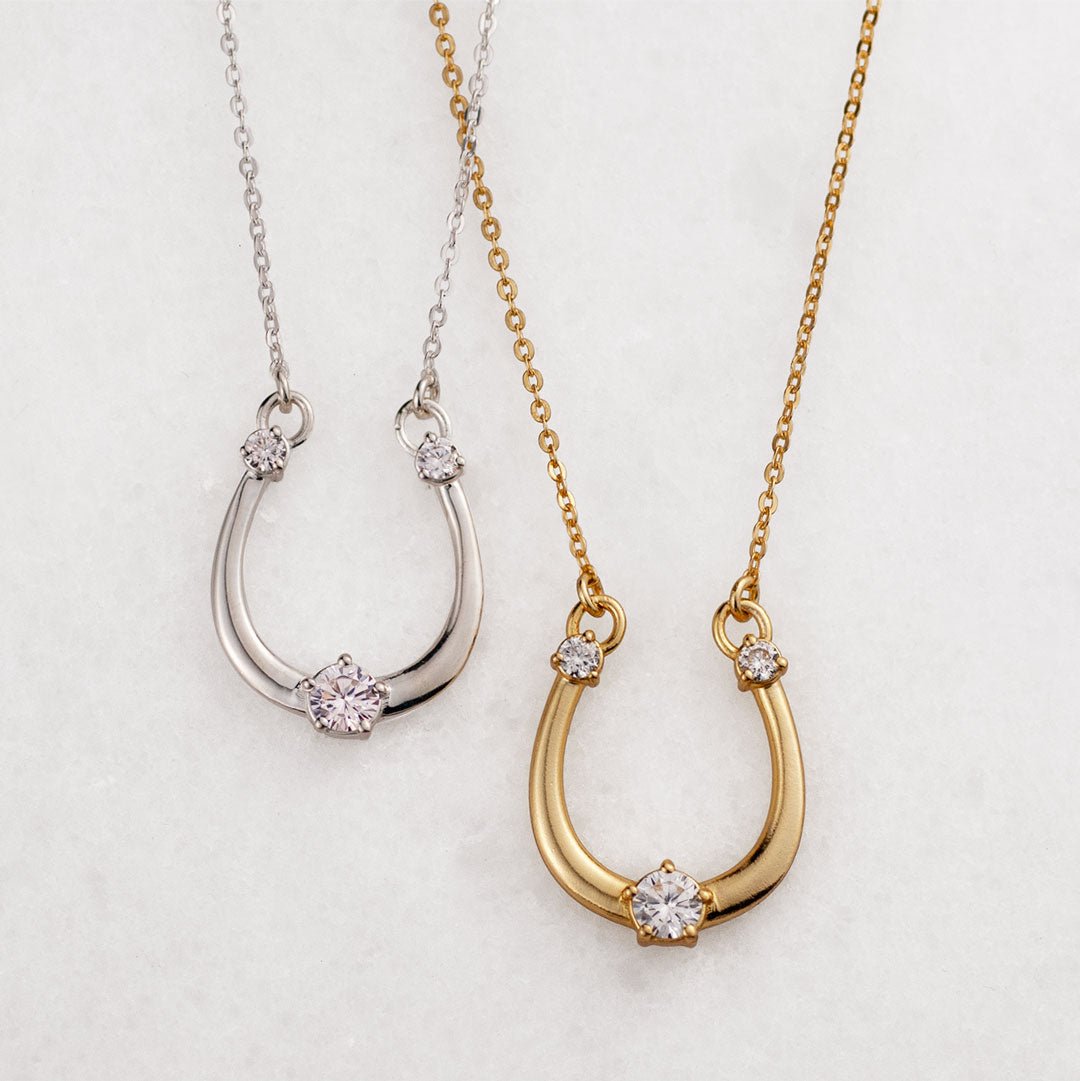Trinity - Moissanite Stone Horseshoe Necklace in Gold