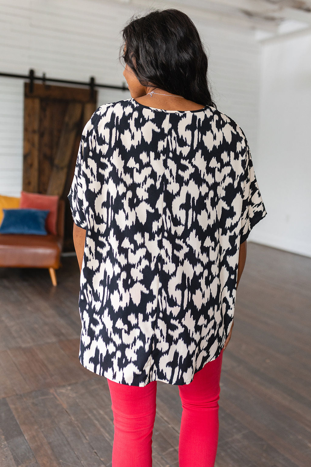 Unforgettable V-Neck Animal Print Blouse in Black